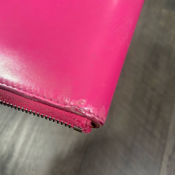 CELINE Zip Around Pink Leather Wallet - Picture 11 of 12